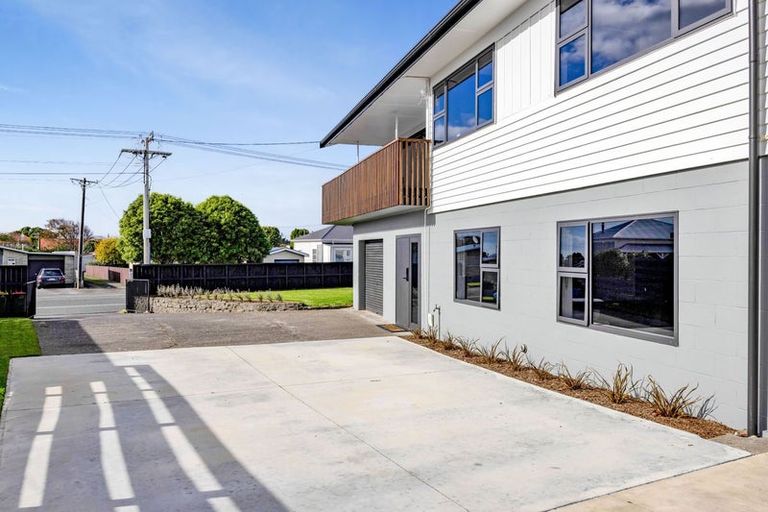 Photo of property in 35 Collins Street, Hawera, 4610