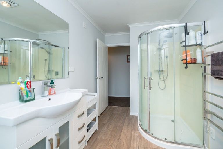 Photo of property in 41c Costley Street, Carterton, 5713