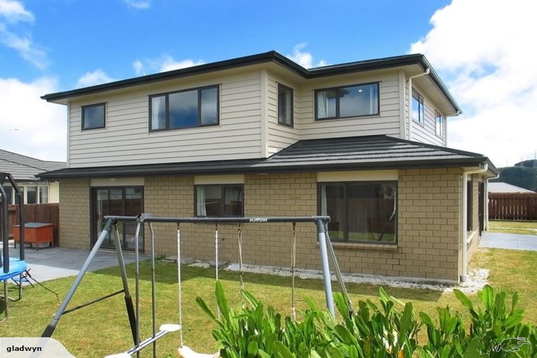 Photo of property in 238 Mark Avenue, Grenada Village, Wellington, 6037