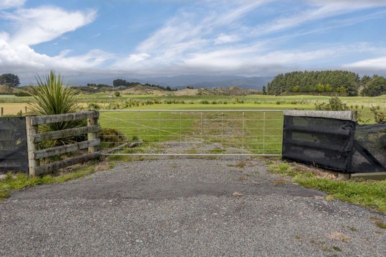 Photo of property in 89 Strathnaver Drive, Waikawa Beach, Manakau, 5573