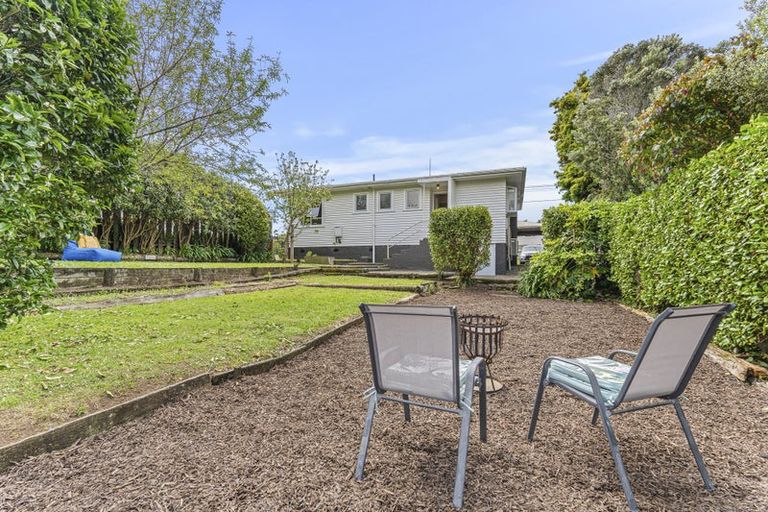 Photo of property in 16 Trafalgar Street, Westown, New Plymouth, 4310