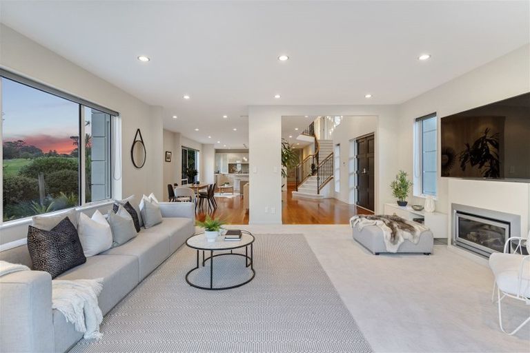 Photo of property in 80 Park Rise, Campbells Bay, Auckland, 0630