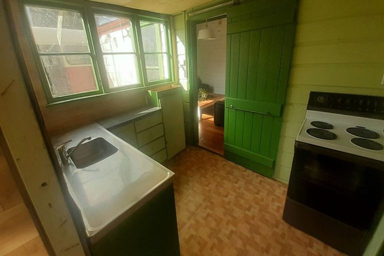 Photo of property in 49 Phillips Street, Tikokino, 4273