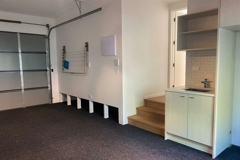 Photo of property in 1/2 Omana Road, Milford, Auckland, 0620