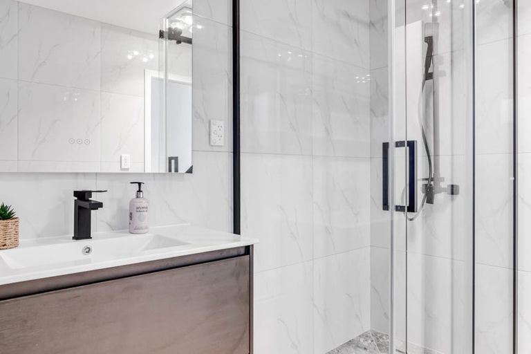 Photo of property in 343 Weymouth Road, Weymouth, Auckland, 2103