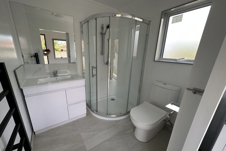 Photo of property in 91a Gossamer Drive, Pakuranga Heights, Auckland, 2010