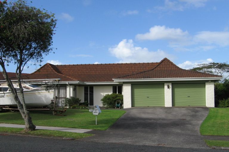 Photo of property in 12 Olena Avenue, Sunnyhills, Auckland, 2010