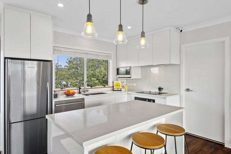 Photo of property in 3/7 Onepoto Road, Hauraki, Auckland, 0622