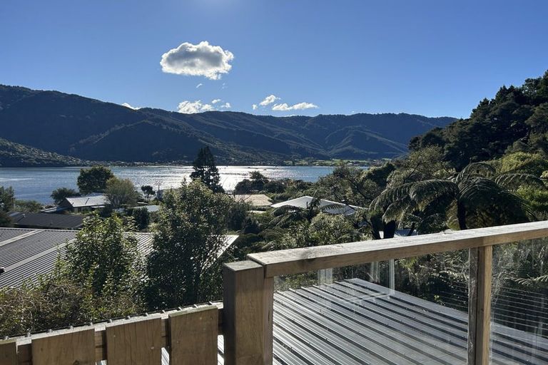 Photo of property in 1742 Queen Charlotte Drive, Linkwater, Picton, 7281