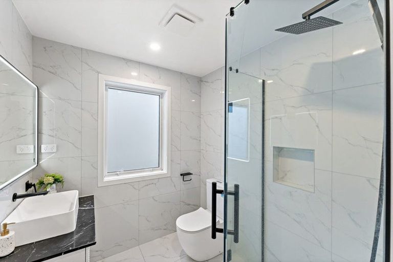 Photo of property in 206b Clovelly Road, Bucklands Beach, Auckland, 2012