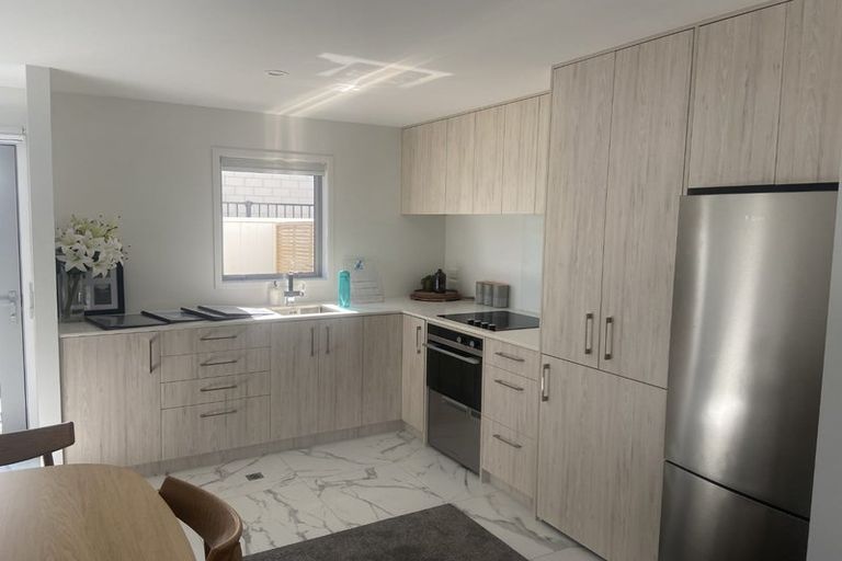 Photo of property in 4/21 Titoki Street, Te Atatu Peninsula, Auckland, 0610