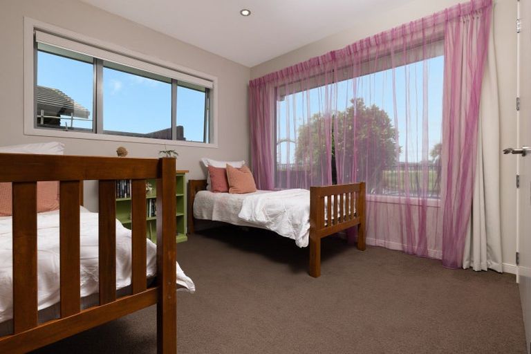 Photo of property in 10 Palazzo Drive, Papamoa Beach, Papamoa, 3118