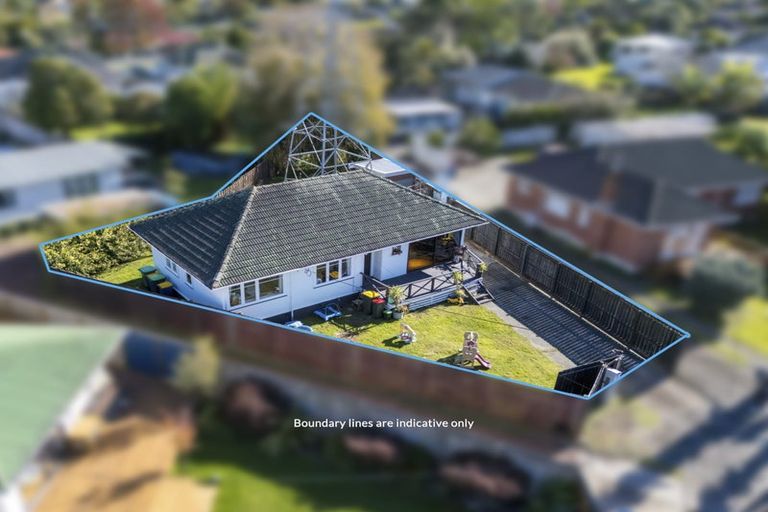 Photo of property in 23 Bedford Street, Te Atatu South, Auckland, 0610