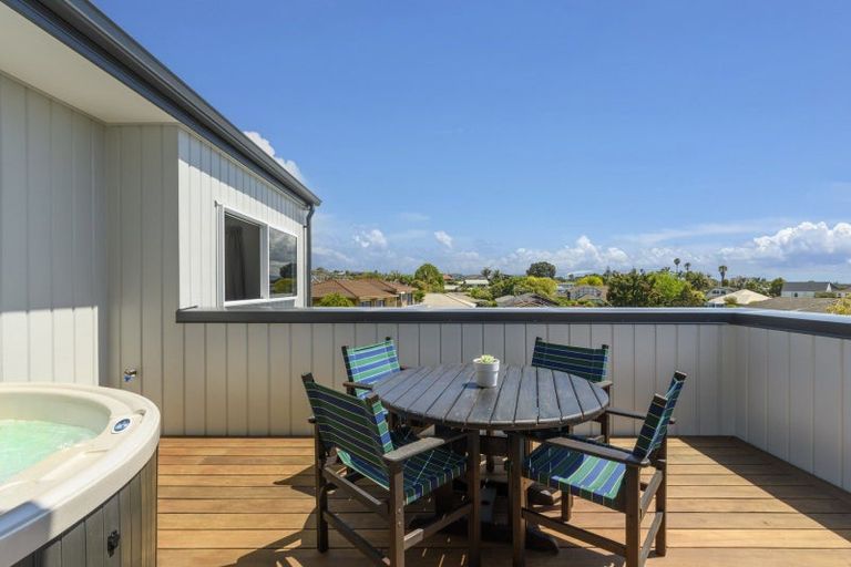 Photo of property in 8a Esme Place, Matua, Tauranga, 3110