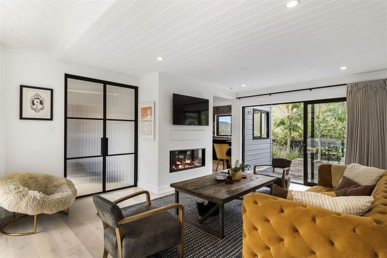 Photo of property in 9 Quebec Road, Milford, Auckland, 0620