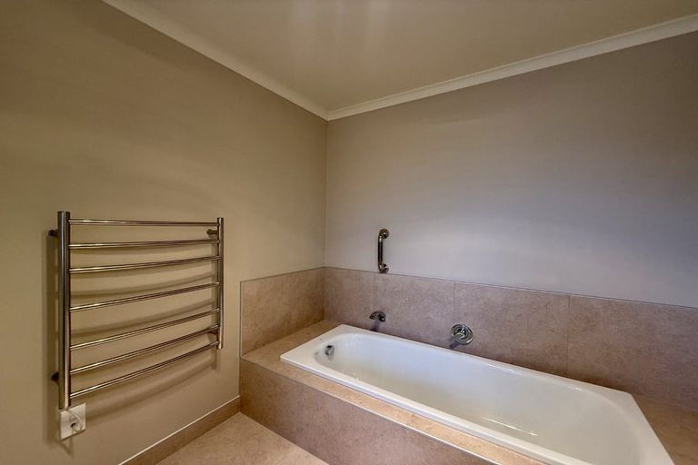 Photo of property in 75 Frasers Road, Tinwald, Ashburton, 7778