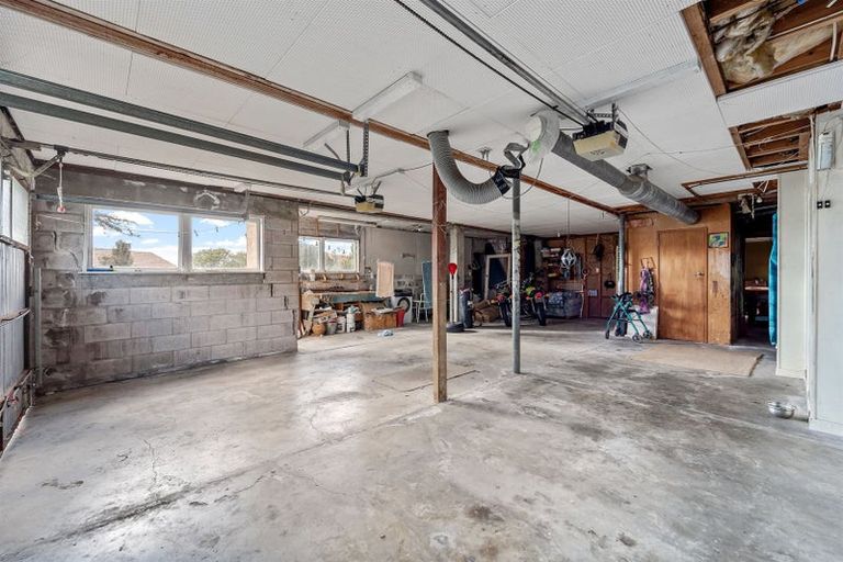 Photo of property in 491 Beach Road, Murrays Bay, Auckland, 0630