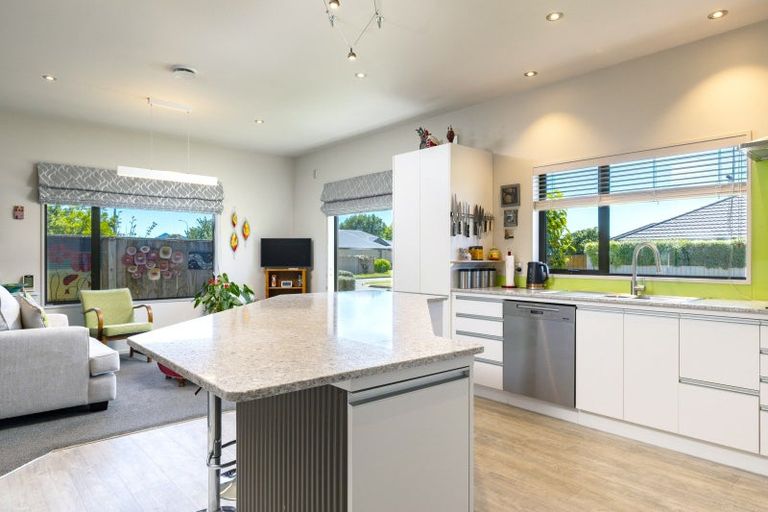 Photo of property in 17 Magnolia Drive, Springlands, Blenheim, 7201