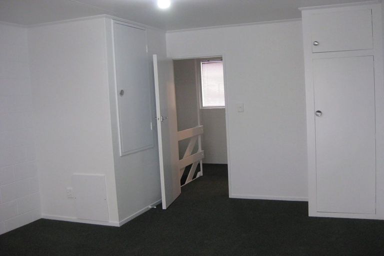 Photo of property in 2/86 Picton Avenue, Riccarton, Christchurch, 8011