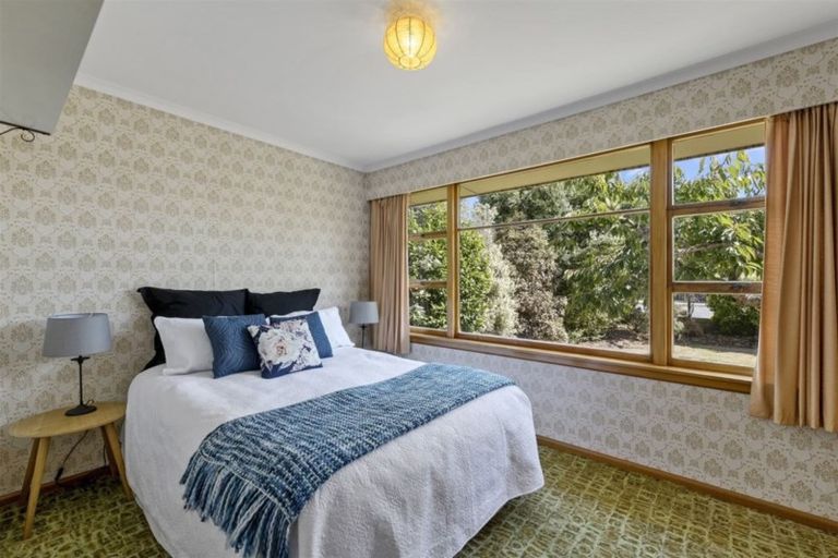 Photo of property in 20 Fovant Street, Russley, Christchurch, 8042