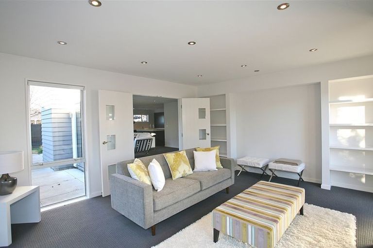 Photo of property in 16 Riverbank Road, Northwood, Christchurch, 8051