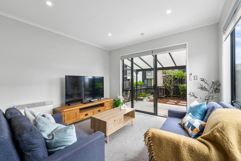 Photo of property in 1/25 Sidney Wallingford Way, Hobsonville, Auckland, 0616