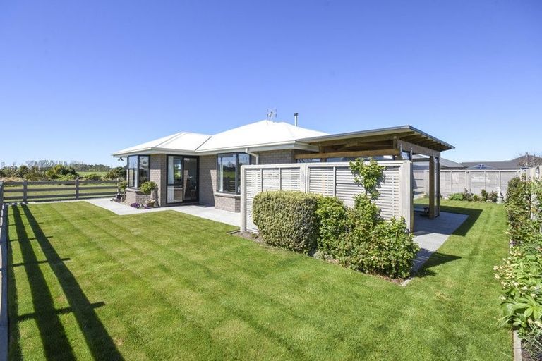 Photo of property in 46 Brockelbank Drive, Kaiapoi, 7630