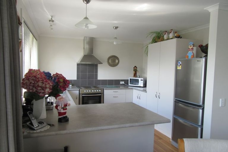 Photo of property in 5 Herbert Street, Waimate, 7924