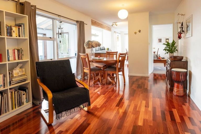 Photo of property in 1 Curacao Place, Grenada Village, Wellington, 6037