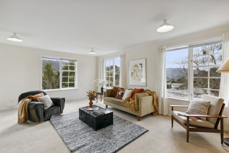 Photo of property in 47 Warwick Street, Wilton, Wellington, 6012