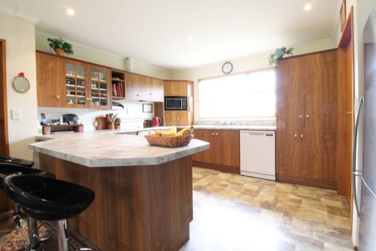 Photo of property in 93 Price Road, Winton, 9781