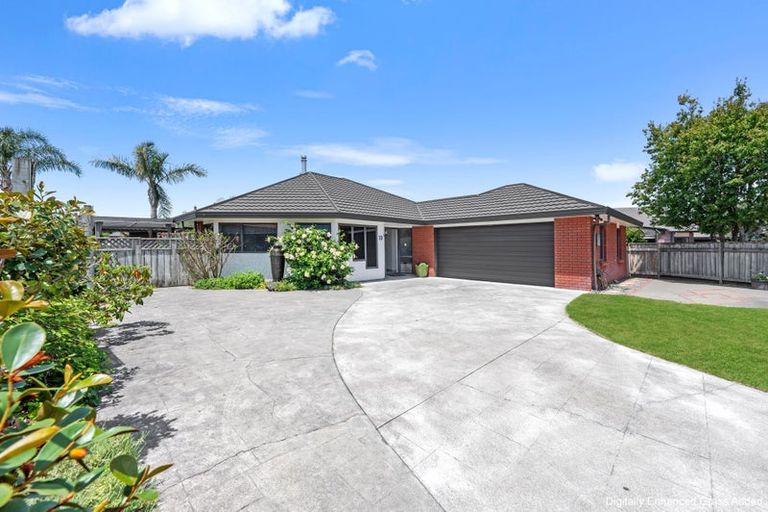Photo of property in 10 Bishops Close, Greenmeadows, Napier, 4112