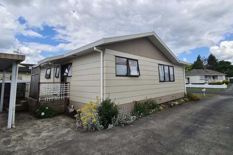 Photo of property in 10 Shelley Jane Place, Dinsdale, Hamilton, 3204