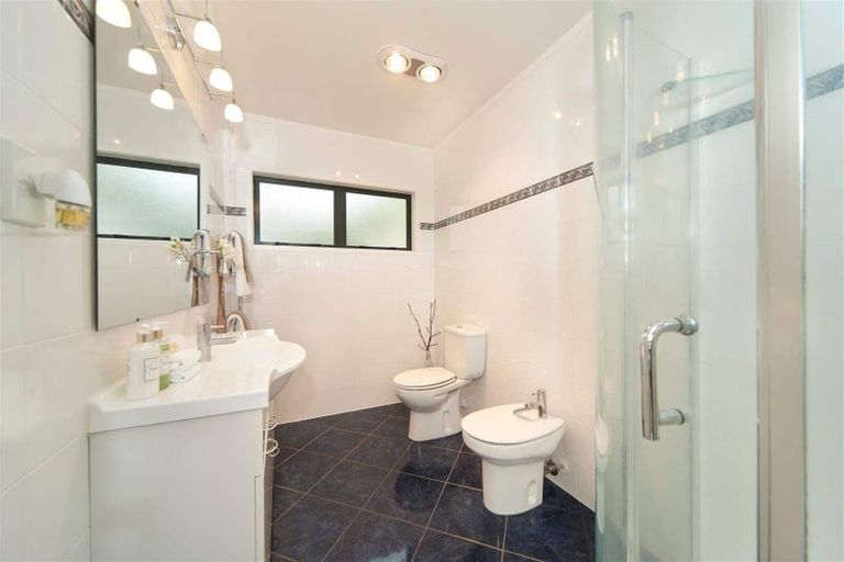 Photo of property in 9 Arcadia Crescent, Bayview, Auckland, 0629