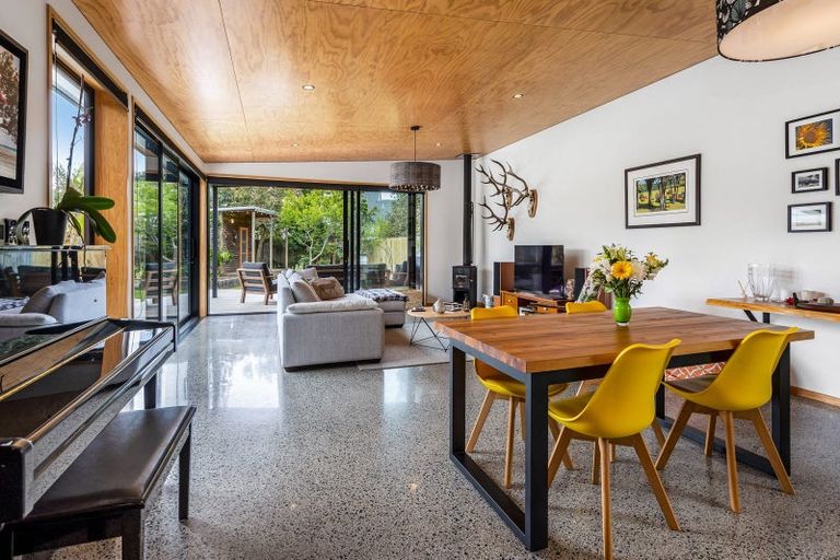 Photo of property in 59 The Circle, Manly, Whangaparaoa, 0930