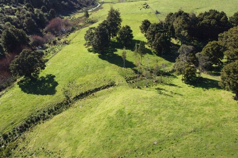 Photo of property in 550 Burnside Road, Makarau, Warkworth, 0873