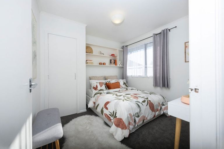 Photo of property in 27 Jupiter Street, Rosehill, Papakura, 2113