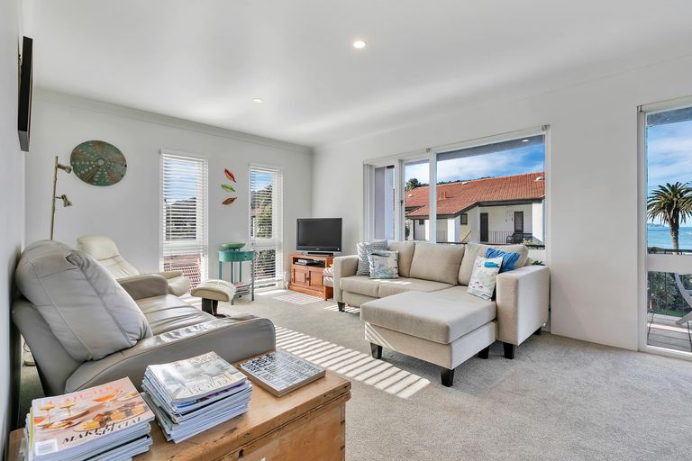 Photo of property in 20/34 Waiwera Place, Waiwera, Orewa, 0994