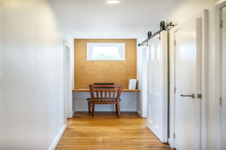 Photo of property in 18 Kamara Road, Glen Eden, Auckland, 0602