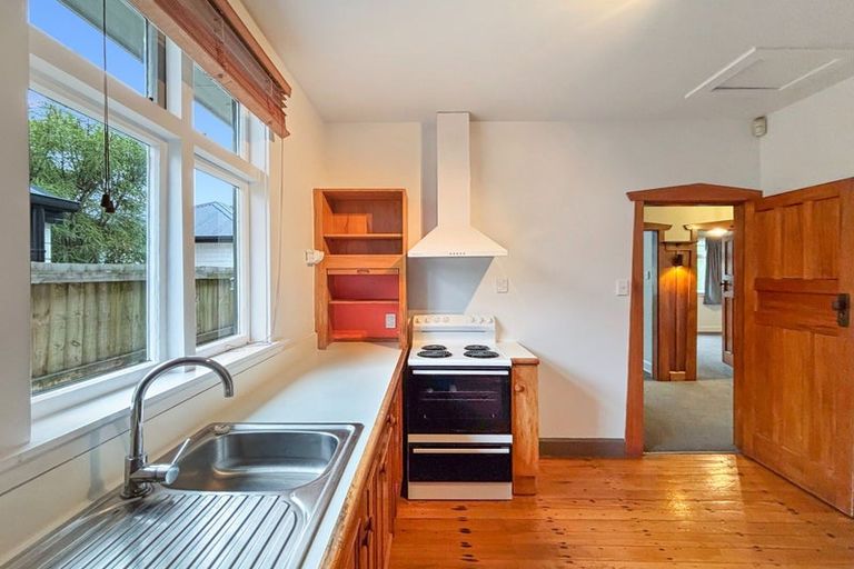 Photo of property in 2 Meadowville Avenue, Spreydon, Christchurch, 8024