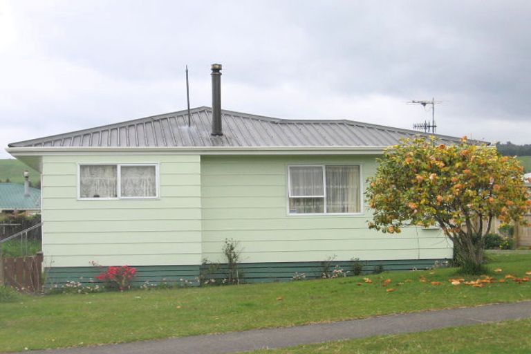 Photo of property in 24 Ruby Place, Pukehangi, Rotorua, 3015