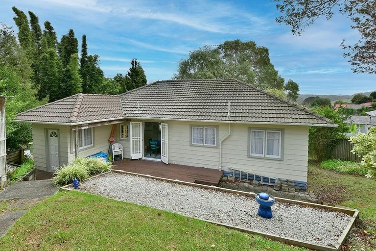 Photo of property in 31 William Hadlow Place, Hatfields Beach, Orewa, 0931