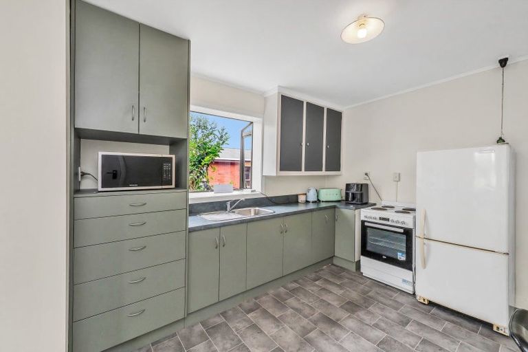 Photo of property in 39 Leeston And Lake Road, Leeston, 7632