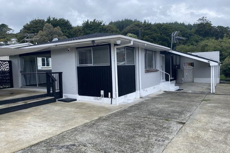 Photo of property in 1162 Fergusson Drive, Clouston Park, Upper Hutt, 5018