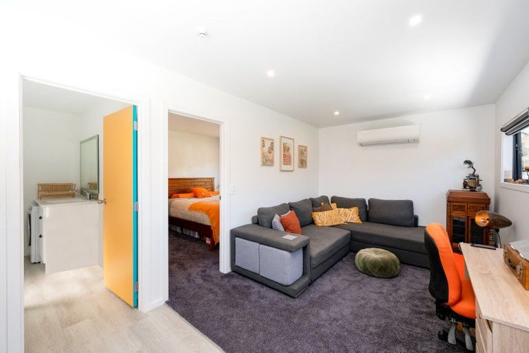 Photo of property in 8 Kingfisher Crescent, Albert Town, Wanaka, 9305