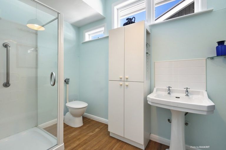 Photo of property in 55 Cashmere Avenue, Khandallah, Wellington, 6035