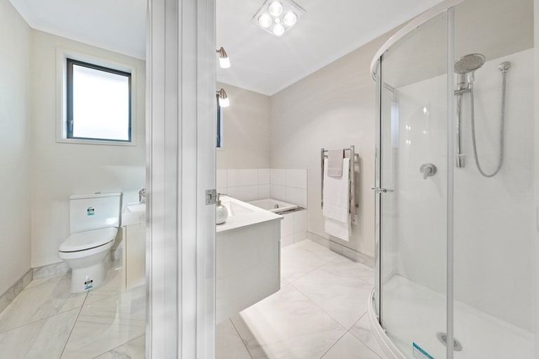 Photo of property in 19 Kilbryde Crescent, Pokeno, 2402