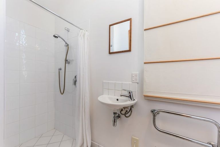 Photo of property in 344 Hardy Street, Nelson, 7010