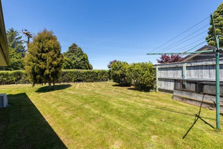 Photo of property in 74 Fernbrook Drive, Hurworth, New Plymouth, 4310