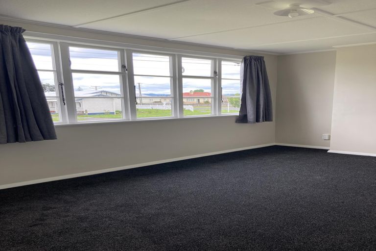 Photo of property in 3a Webb Street, Huntly, 3700